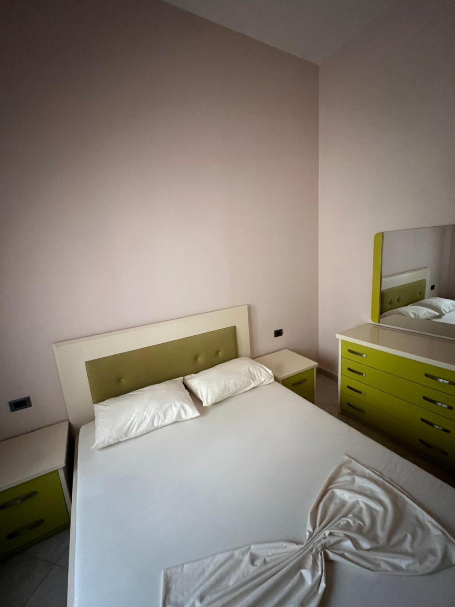 Marika Apart Hotel Golem (Tirana) Exterior foto