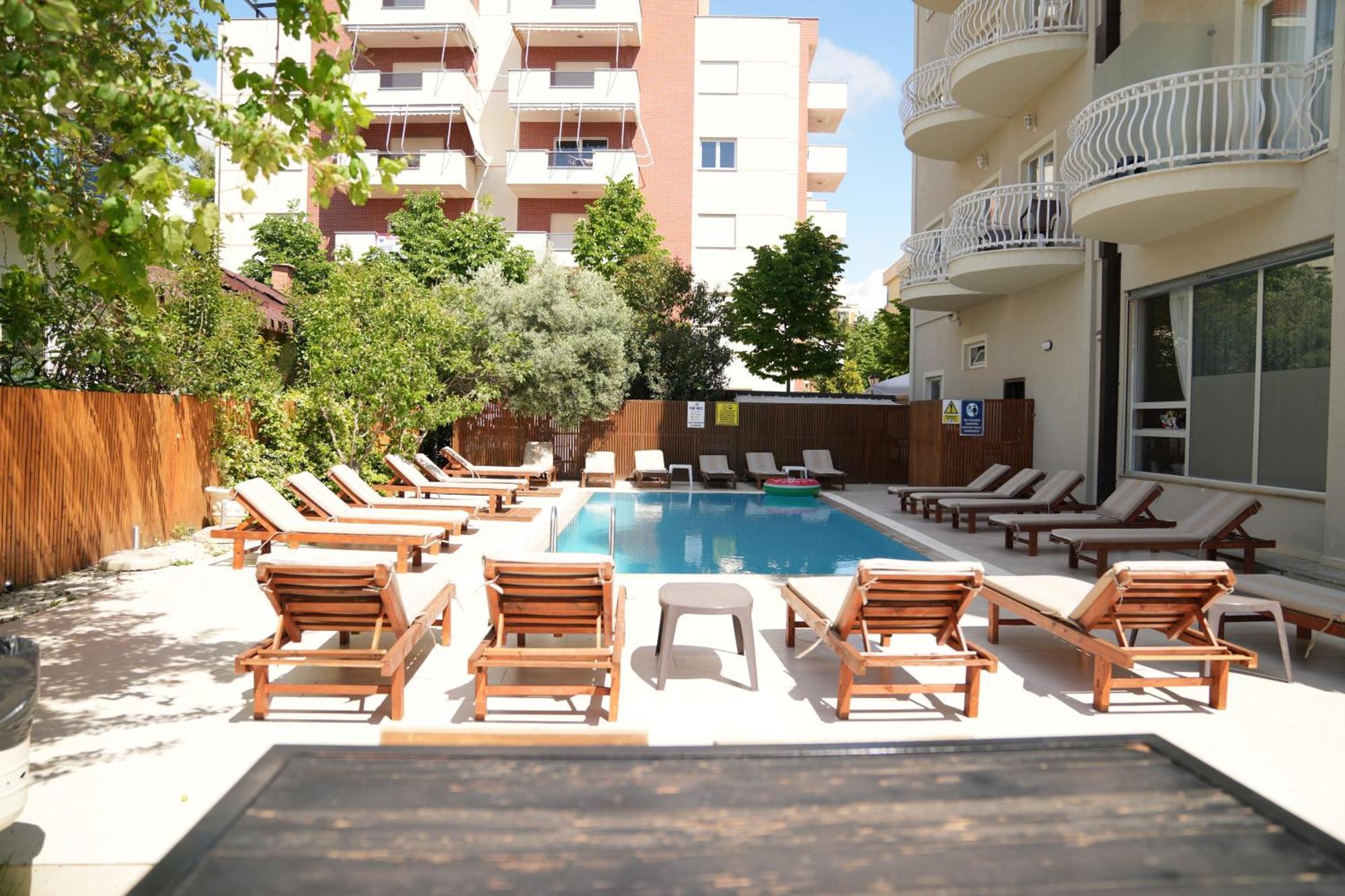 Marika Apart Hotel Golem (Tirana) Exterior foto
